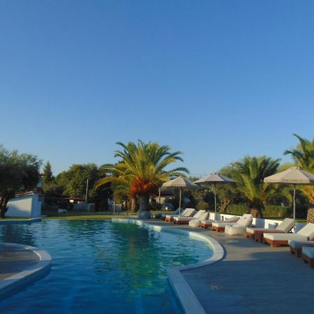 Domus Hospitality Aparthotel Vourvourou Bagian luar foto
