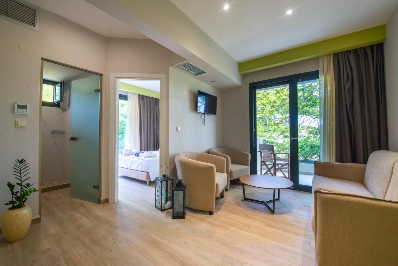 Domus Hospitality Aparthotel Vourvourou Bagian luar foto