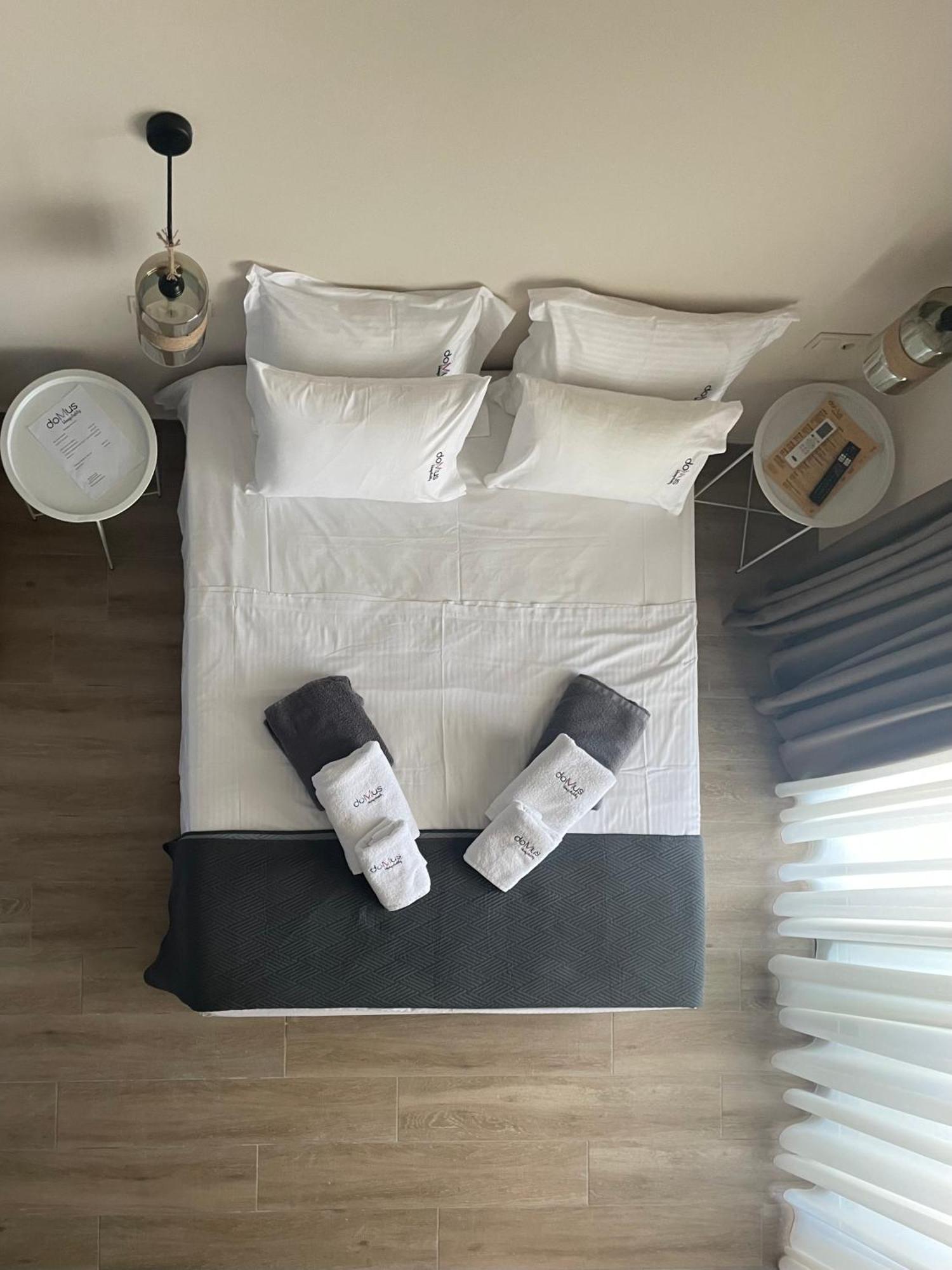 Domus Hospitality Aparthotel Vourvourou Bagian luar foto