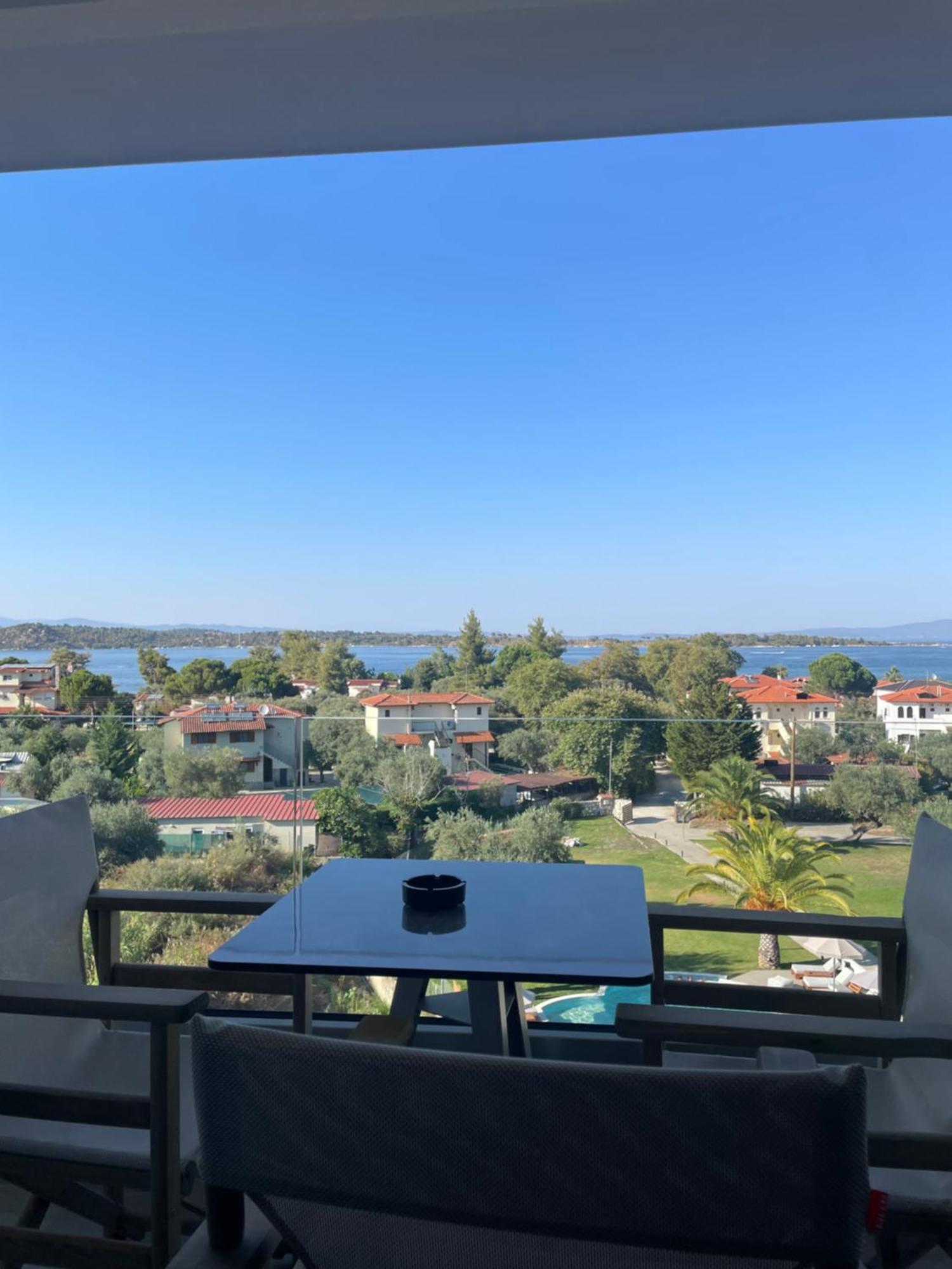 Domus Hospitality Aparthotel Vourvourou Bagian luar foto
